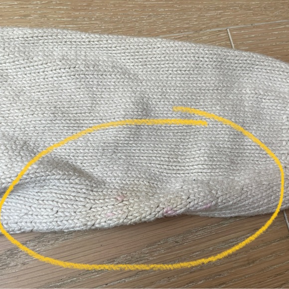 Vintage Hand Knit Winnie the Pooh Sweater - Picture 4 of 5